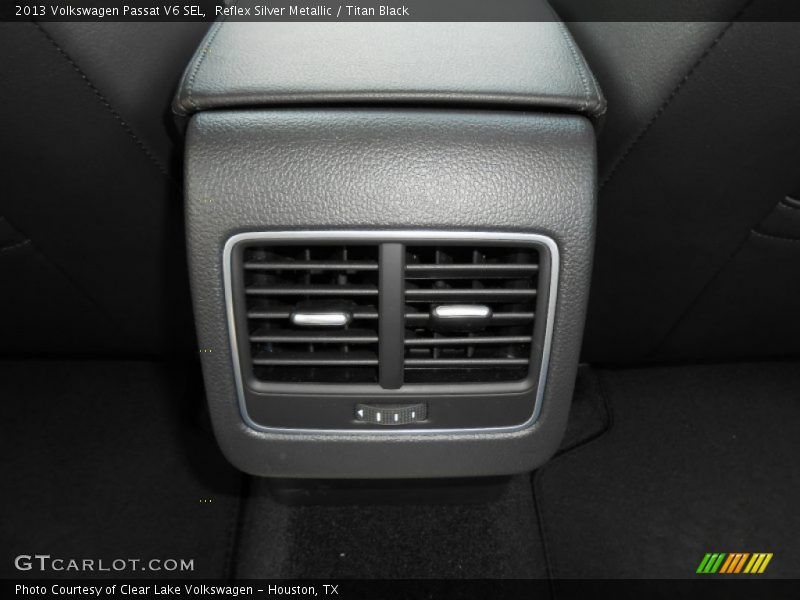 Reflex Silver Metallic / Titan Black 2013 Volkswagen Passat V6 SEL