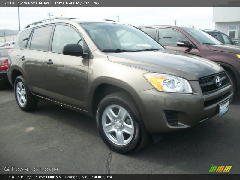 Front 3/4 View of 2010 RAV4 I4 4WD