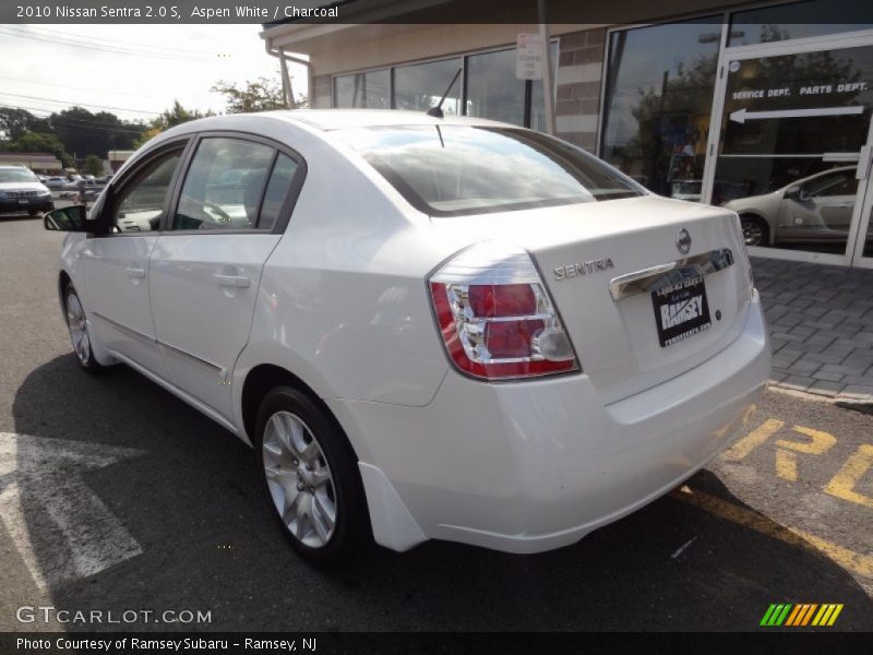 Aspen White / Charcoal 2010 Nissan Sentra 2.0 S