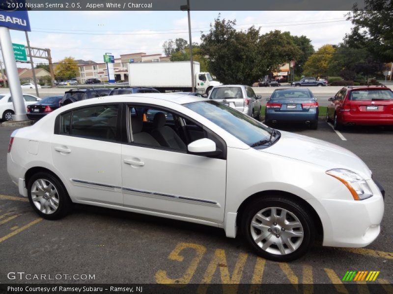 Aspen White / Charcoal 2010 Nissan Sentra 2.0 S