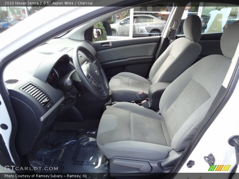 Aspen White / Charcoal 2010 Nissan Sentra 2.0 S