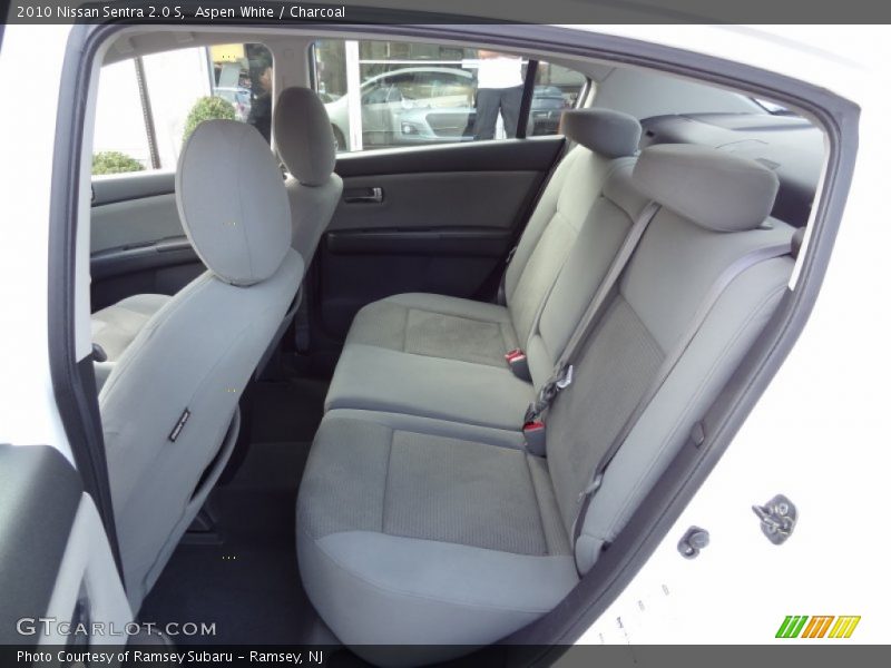 Aspen White / Charcoal 2010 Nissan Sentra 2.0 S