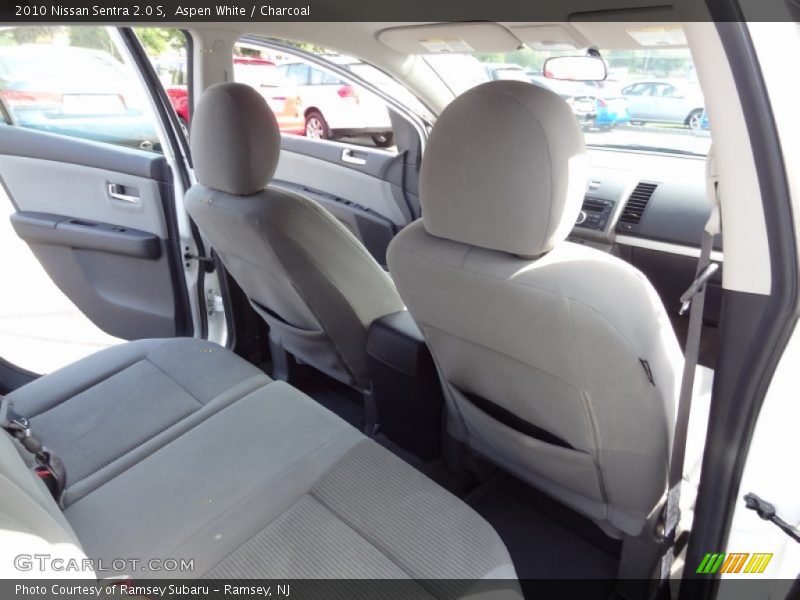 Aspen White / Charcoal 2010 Nissan Sentra 2.0 S