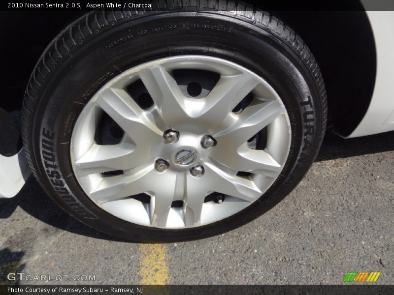 Aspen White / Charcoal 2010 Nissan Sentra 2.0 S