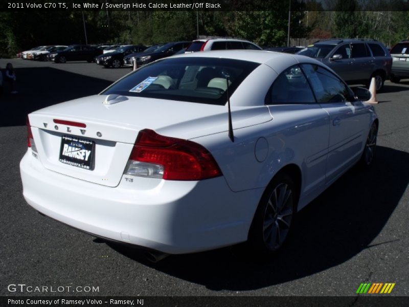 Ice White / Soverign Hide Calcite Leather/Off Black 2011 Volvo C70 T5