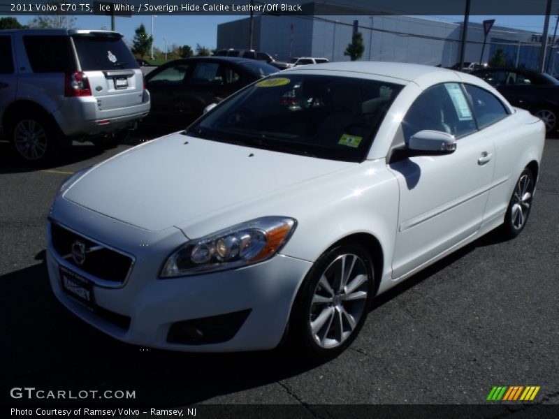 Ice White / Soverign Hide Calcite Leather/Off Black 2011 Volvo C70 T5