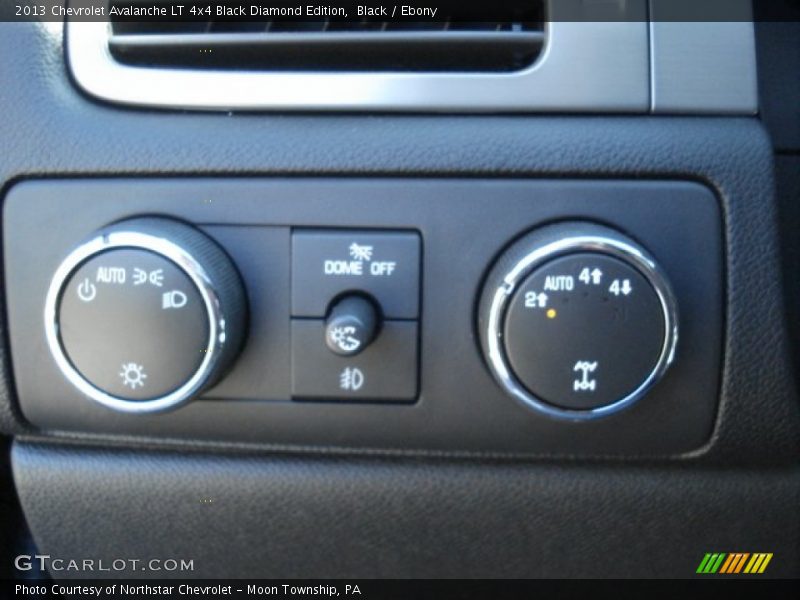 Black / Ebony 2013 Chevrolet Avalanche LT 4x4 Black Diamond Edition