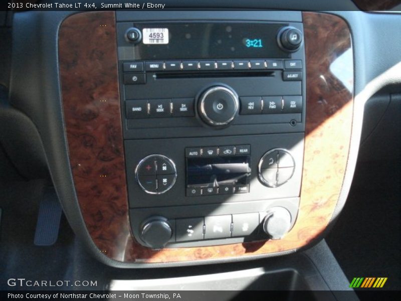 Summit White / Ebony 2013 Chevrolet Tahoe LT 4x4