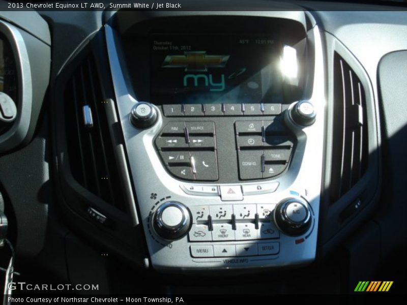 Summit White / Jet Black 2013 Chevrolet Equinox LT AWD