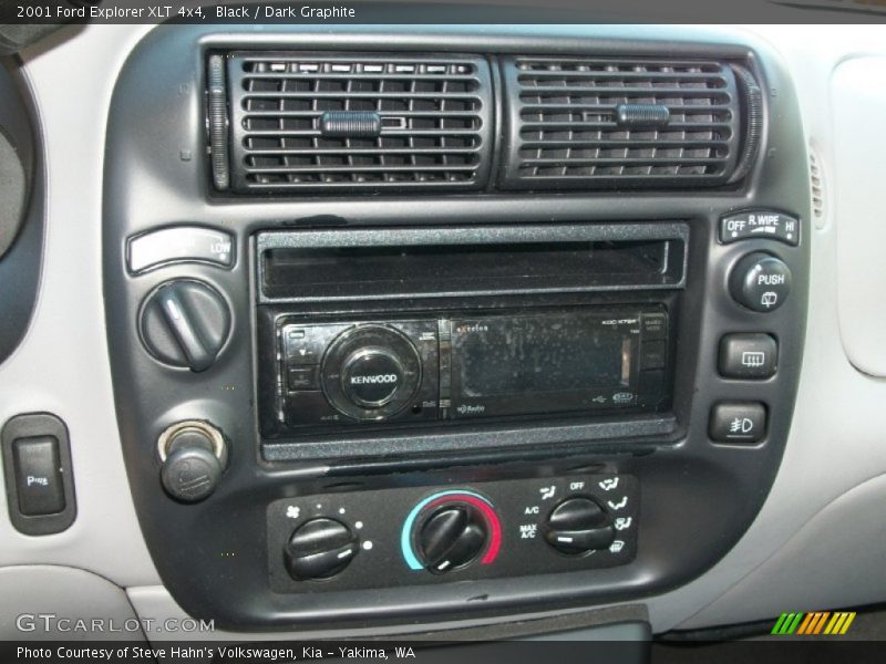 Black / Dark Graphite 2001 Ford Explorer XLT 4x4