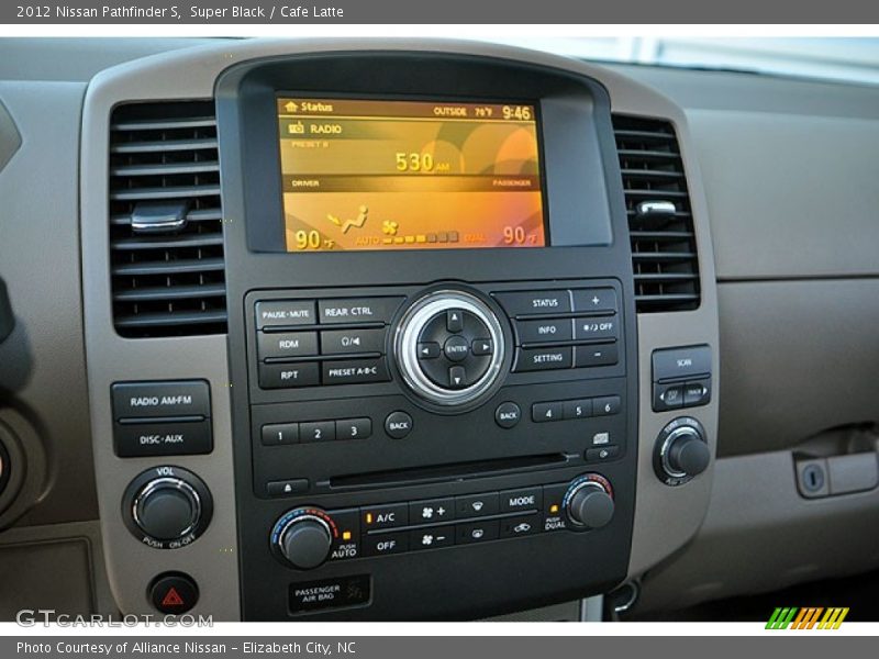 Super Black / Cafe Latte 2012 Nissan Pathfinder S