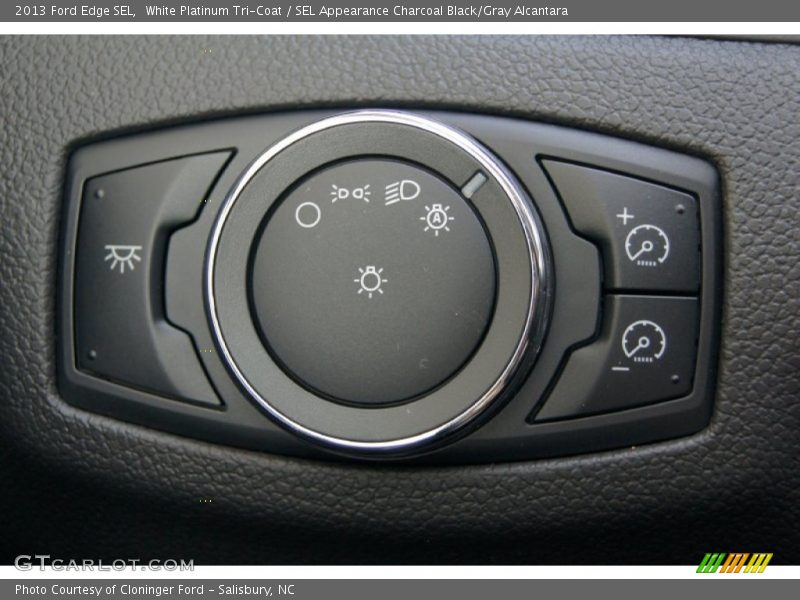 White Platinum Tri-Coat / SEL Appearance Charcoal Black/Gray Alcantara 2013 Ford Edge SEL