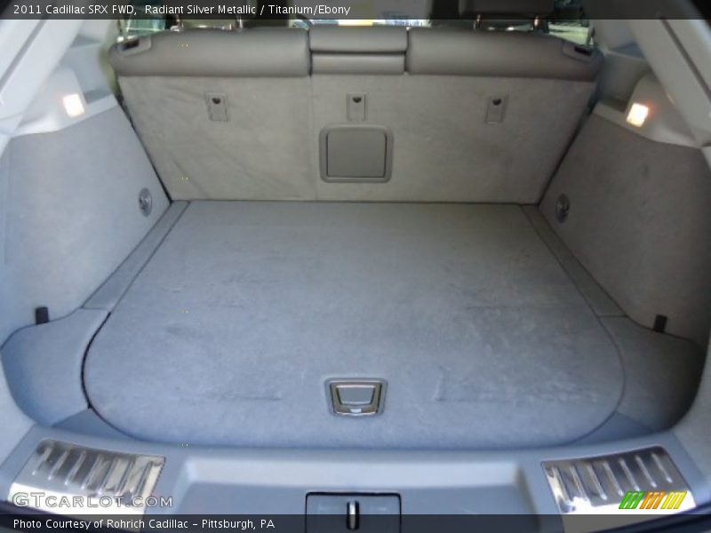 Radiant Silver Metallic / Titanium/Ebony 2011 Cadillac SRX FWD