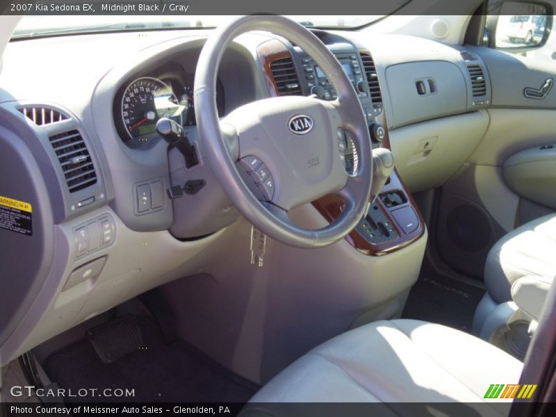 Midnight Black / Gray 2007 Kia Sedona EX