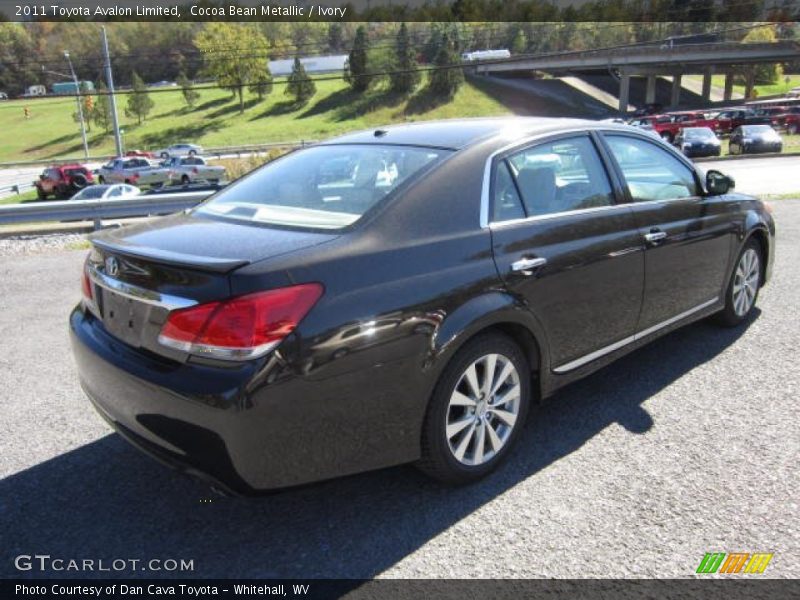 Cocoa Bean Metallic / Ivory 2011 Toyota Avalon Limited