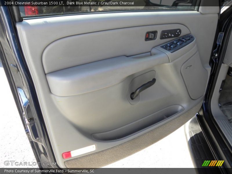 Dark Blue Metallic / Gray/Dark Charcoal 2004 Chevrolet Suburban 1500 LT