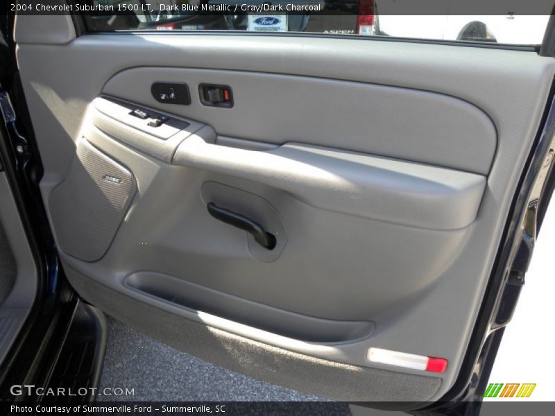 Dark Blue Metallic / Gray/Dark Charcoal 2004 Chevrolet Suburban 1500 LT
