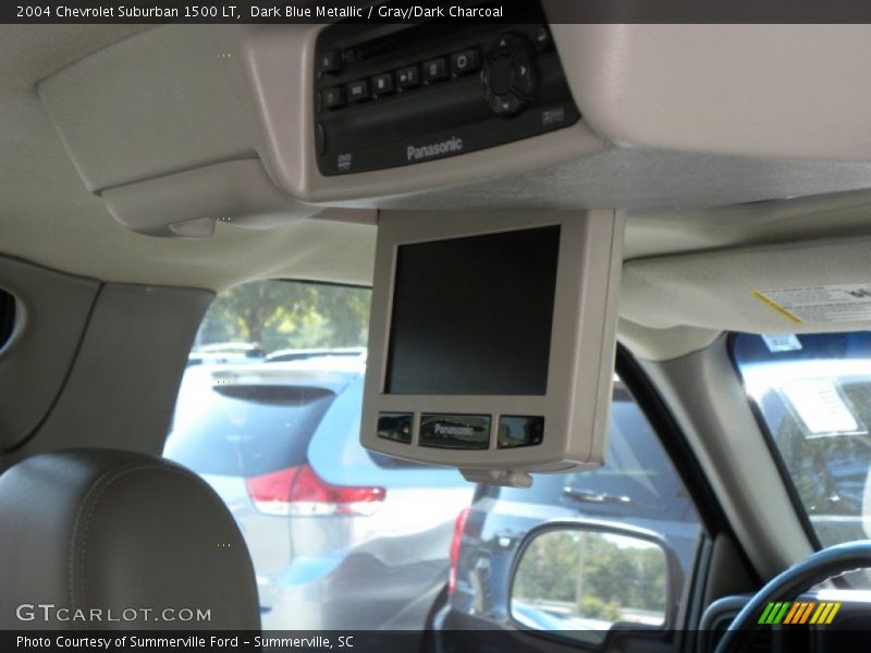 Dark Blue Metallic / Gray/Dark Charcoal 2004 Chevrolet Suburban 1500 LT