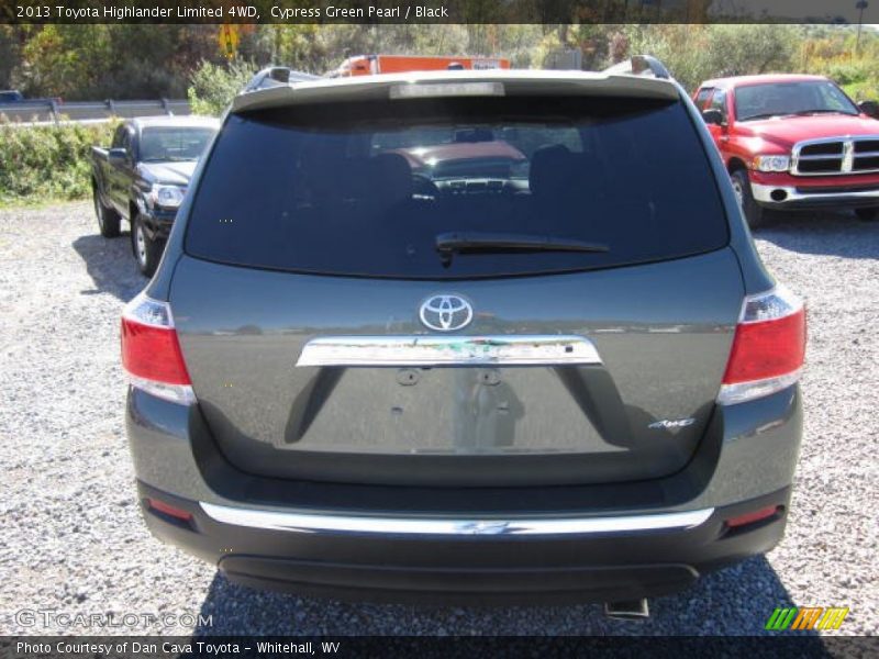 Cypress Green Pearl / Black 2013 Toyota Highlander Limited 4WD