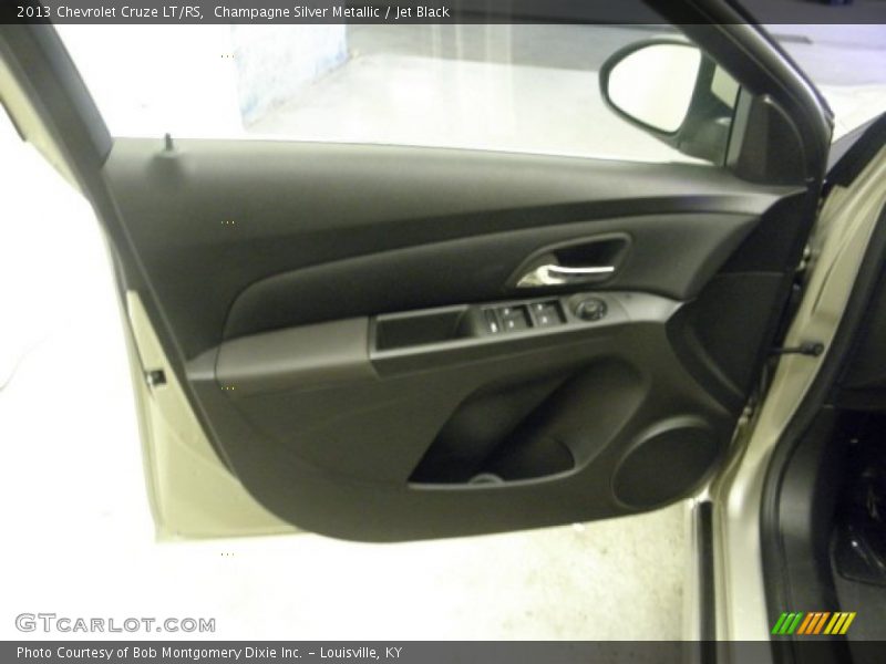 Champagne Silver Metallic / Jet Black 2013 Chevrolet Cruze LT/RS