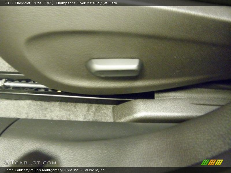 Champagne Silver Metallic / Jet Black 2013 Chevrolet Cruze LT/RS