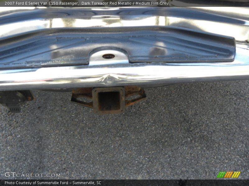 Dark Toreador Red Metallic / Medium Flint Grey 2007 Ford E Series Van E150 Passenger