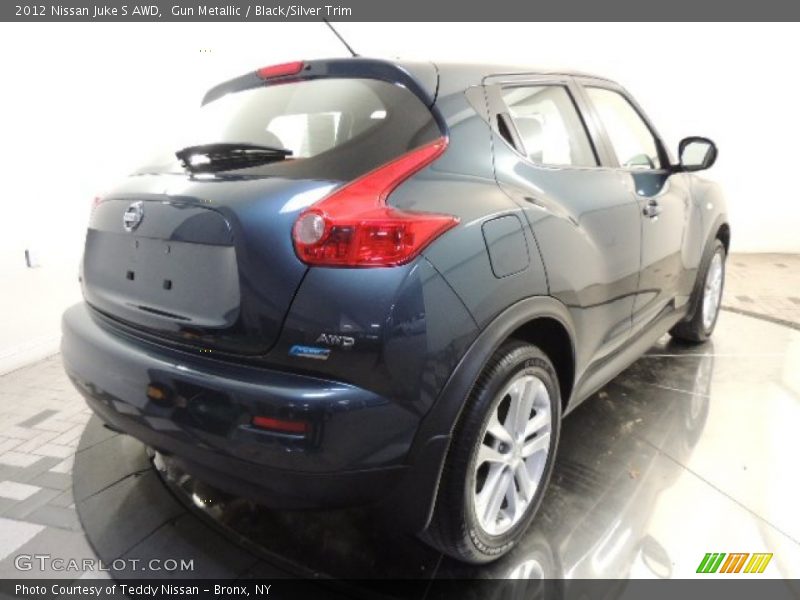 Gun Metallic / Black/Silver Trim 2012 Nissan Juke S AWD