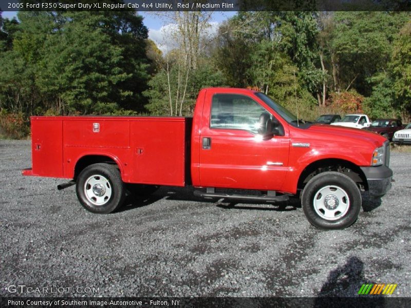 Red / Medium Flint 2005 Ford F350 Super Duty XL Regular Cab 4x4 Utility