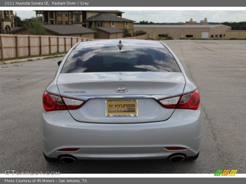 Radiant Silver / Gray 2011 Hyundai Sonata SE