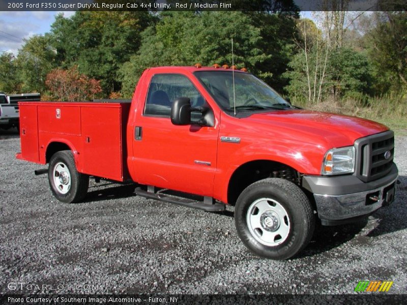 Red / Medium Flint 2005 Ford F350 Super Duty XL Regular Cab 4x4 Utility