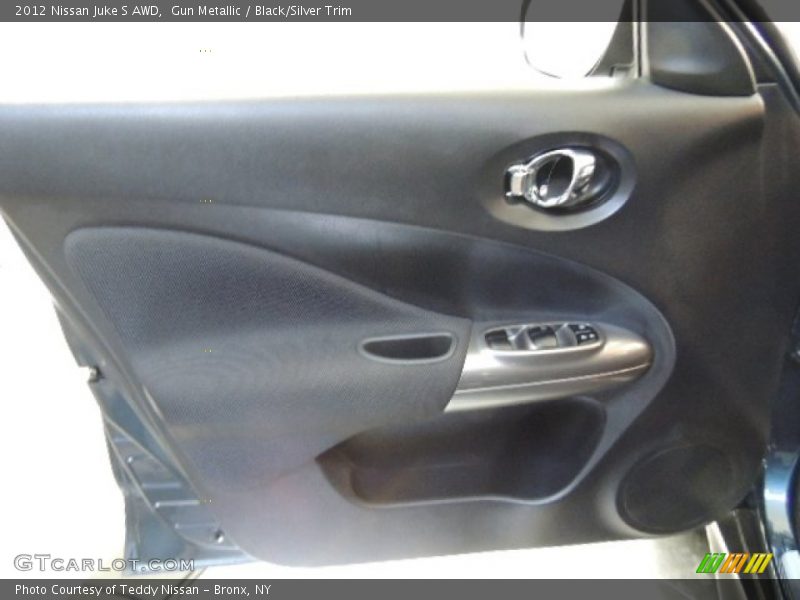 Gun Metallic / Black/Silver Trim 2012 Nissan Juke S AWD