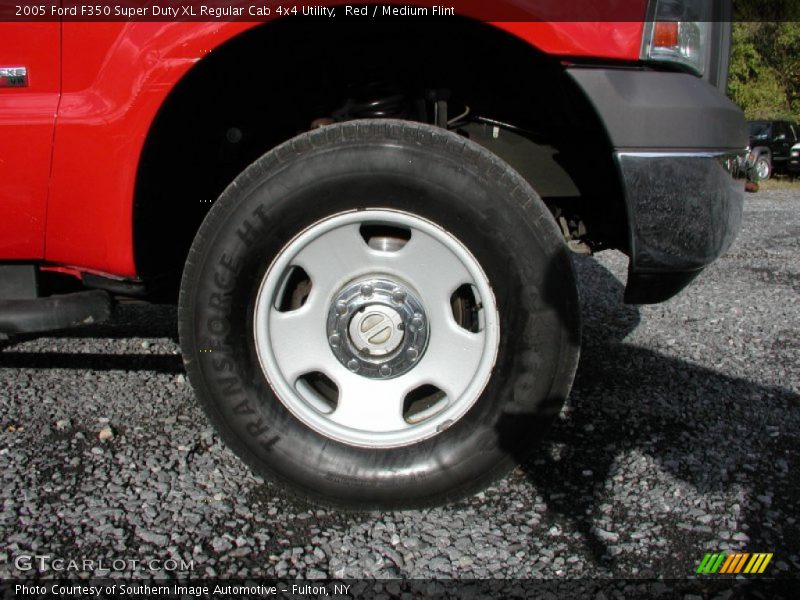  2005 F350 Super Duty XL Regular Cab 4x4 Utility Wheel