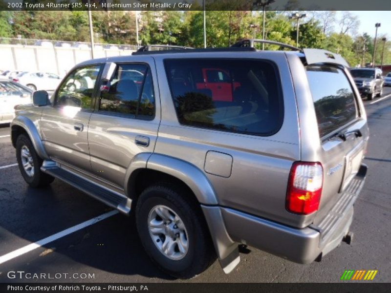 Millennium Silver Metallic / Gray 2002 Toyota 4Runner SR5 4x4