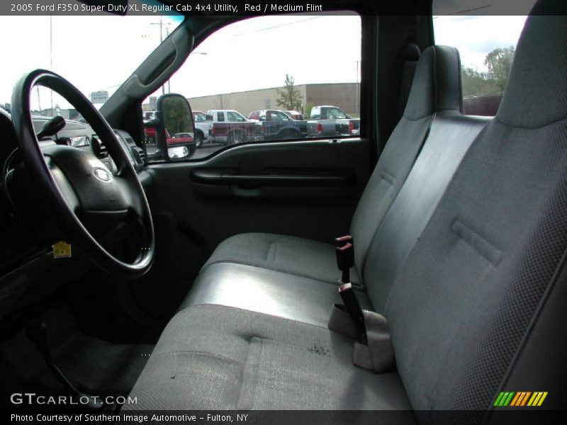  2005 F350 Super Duty XL Regular Cab 4x4 Utility Medium Flint Interior