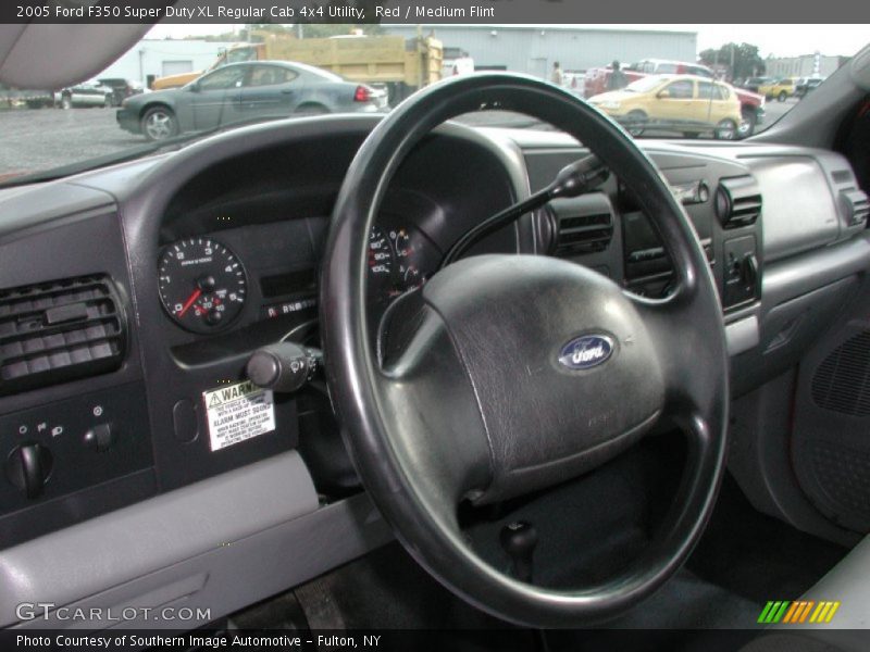  2005 F350 Super Duty XL Regular Cab 4x4 Utility Steering Wheel