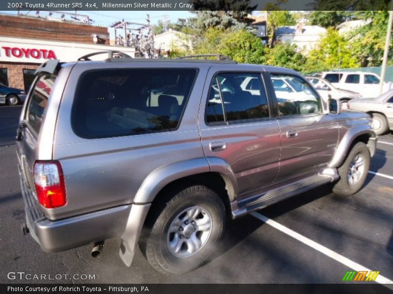 Millennium Silver Metallic / Gray 2002 Toyota 4Runner SR5 4x4