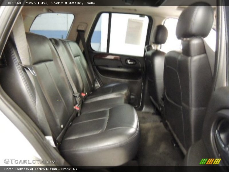 Silver Mist Metallic / Ebony 2007 GMC Envoy SLT 4x4
