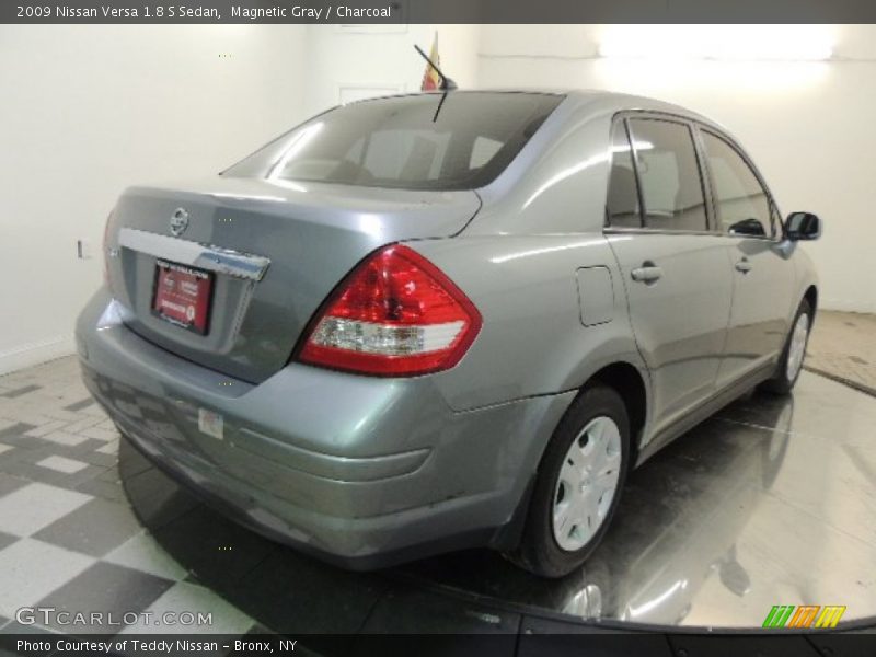 Magnetic Gray / Charcoal 2009 Nissan Versa 1.8 S Sedan