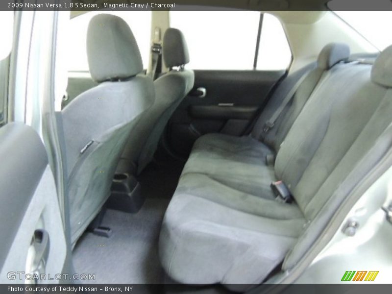 Magnetic Gray / Charcoal 2009 Nissan Versa 1.8 S Sedan