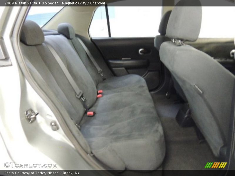 Magnetic Gray / Charcoal 2009 Nissan Versa 1.8 S Sedan