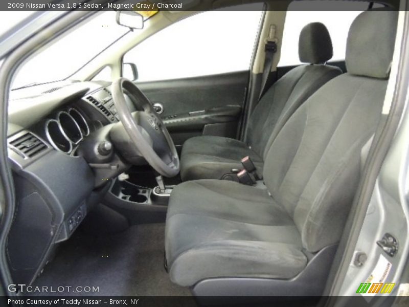 Magnetic Gray / Charcoal 2009 Nissan Versa 1.8 S Sedan