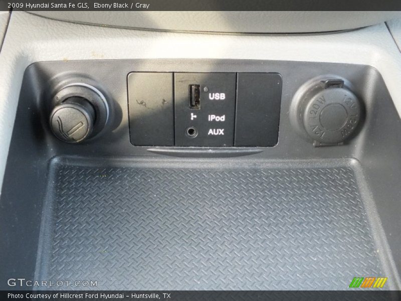 Ebony Black / Gray 2009 Hyundai Santa Fe GLS