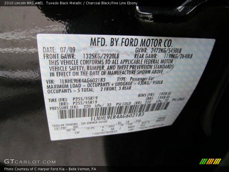 Tuxedo Black Metallic / Charcoal Black/Fine Line Ebony 2010 Lincoln MKS AWD