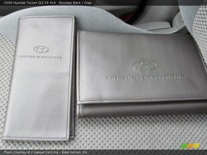 Obsidian Black / Gray 2006 Hyundai Tucson GLS V6 4x4