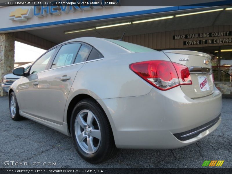 Champagne Silver Metallic / Jet Black 2013 Chevrolet Cruze LT/RS