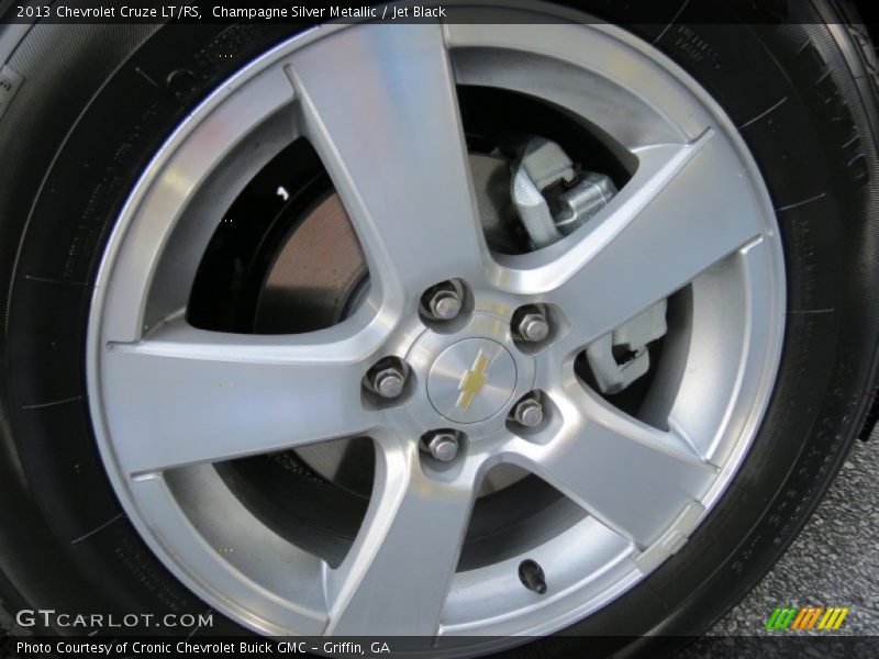 Champagne Silver Metallic / Jet Black 2013 Chevrolet Cruze LT/RS