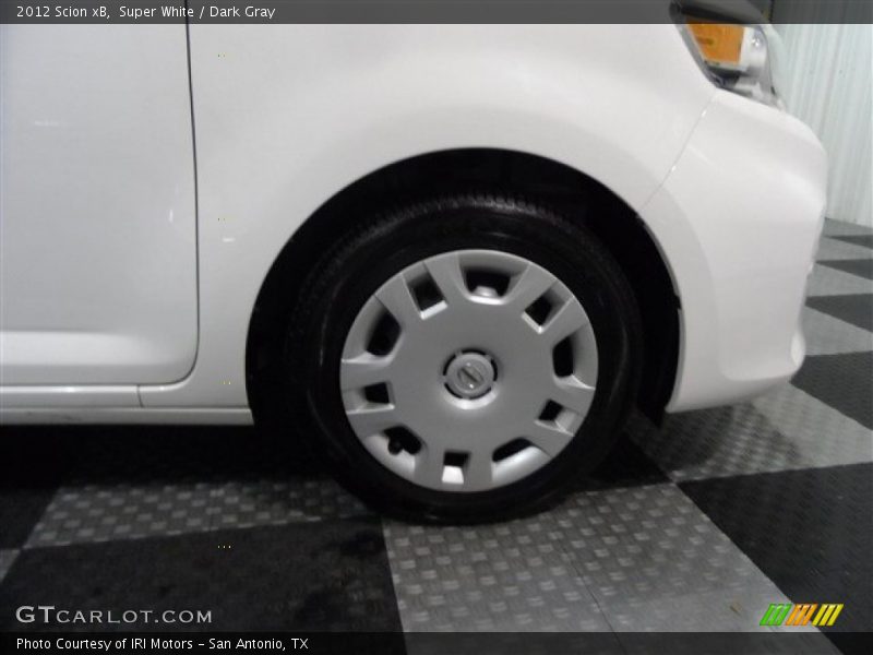 Super White / Dark Gray 2012 Scion xB