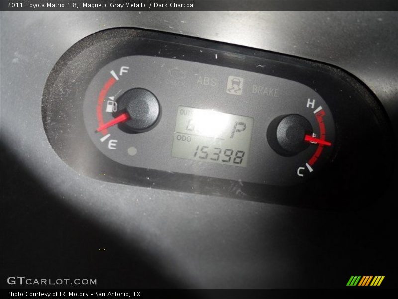Magnetic Gray Metallic / Dark Charcoal 2011 Toyota Matrix 1.8