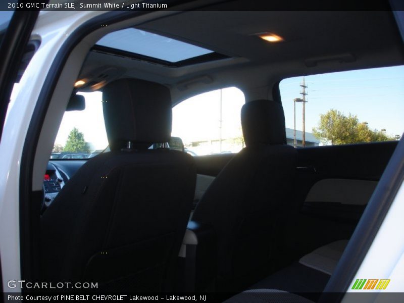 Summit White / Light Titanium 2010 GMC Terrain SLE