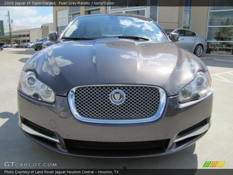 Pearl Grey Metallic / Ivory/Oyster 2009 Jaguar XF Supercharged